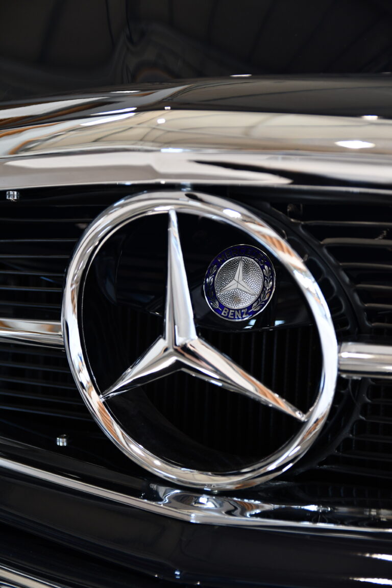 Mercedes Benz, 230 SL (nachtblau) (6)