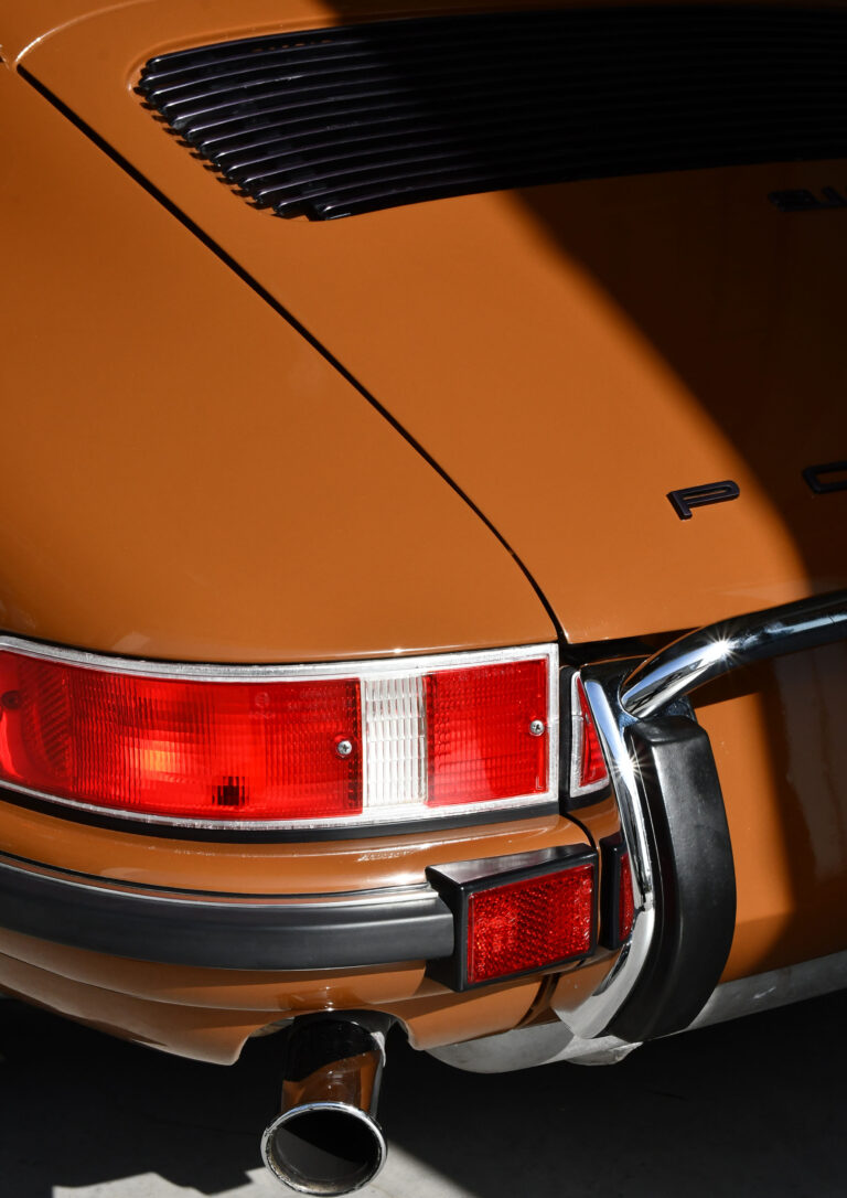 Porsche, 911 T  (sepiabraun)