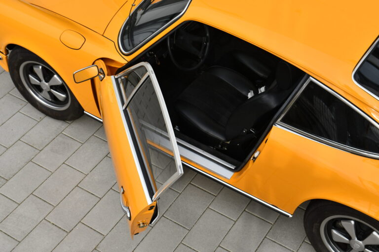 Porsche, 991 E (signalorange) (96)